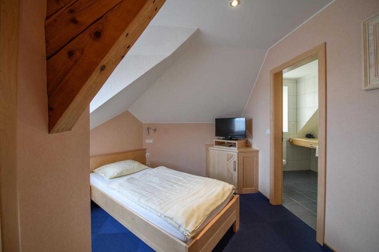 Hotel Reiff Fischbach-lès-Clervaux Exterior foto